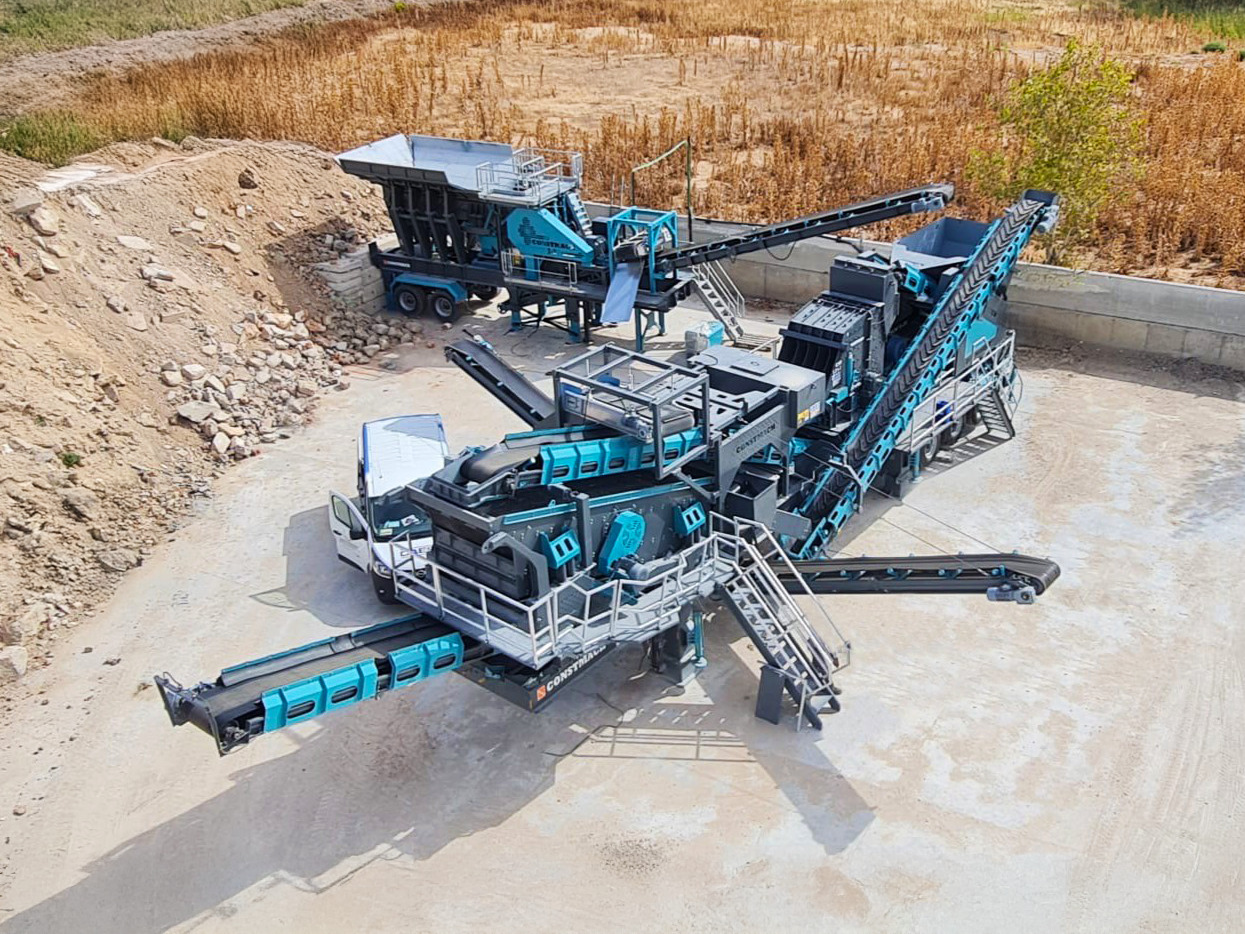 Constmach Mobile Prallbrech- und Siebanlage mit einer Kapazität von 150-200 Tonnen - Concasseur mobile: photos 1 Constmach Mobile Prallbrech- und Siebanlage mit einer Kapazität von 150-200 Tonnen - Concasseur mobile: photos 1
