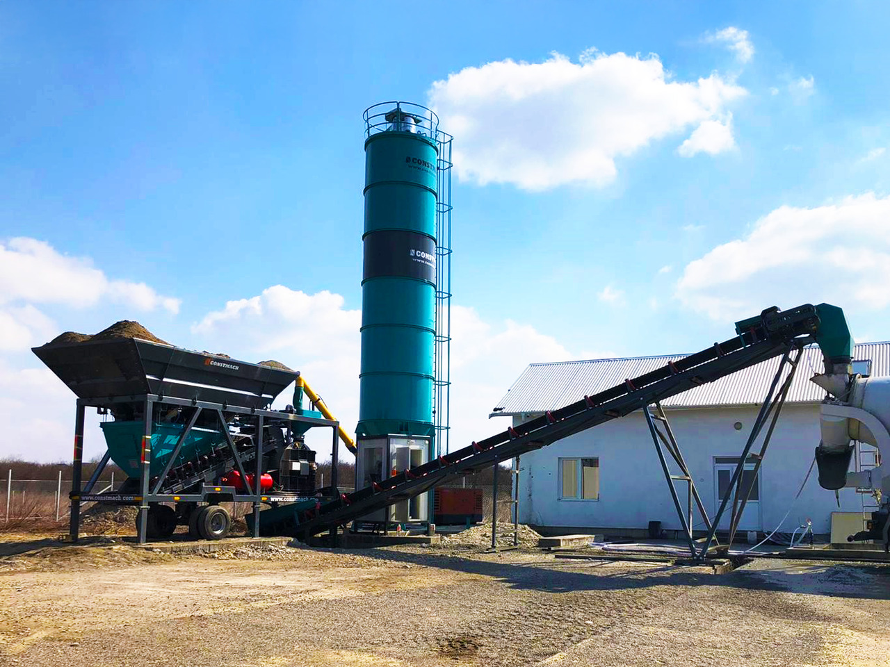 Constmach Small Mobile Concrete Batching Plant 45 m³/h - Centrale à béton: photos 4 Constmach Small Mobile Concrete Batching Plant 45 m³/h - Centrale à béton: photos 4