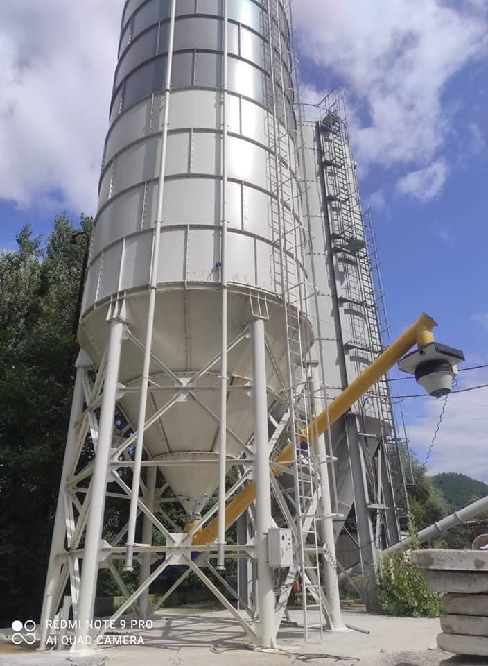 Constmach Zement Silo mit 500 Tonnen Kapazität - Silo à ciment: photos 2 Constmach Zement Silo mit 500 Tonnen Kapazität - Silo à ciment: photos 2