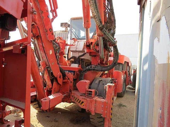 Sandvik DT 821 SC - Foreuse: photos 1 Sandvik DT 821 SC - Foreuse: photos 1