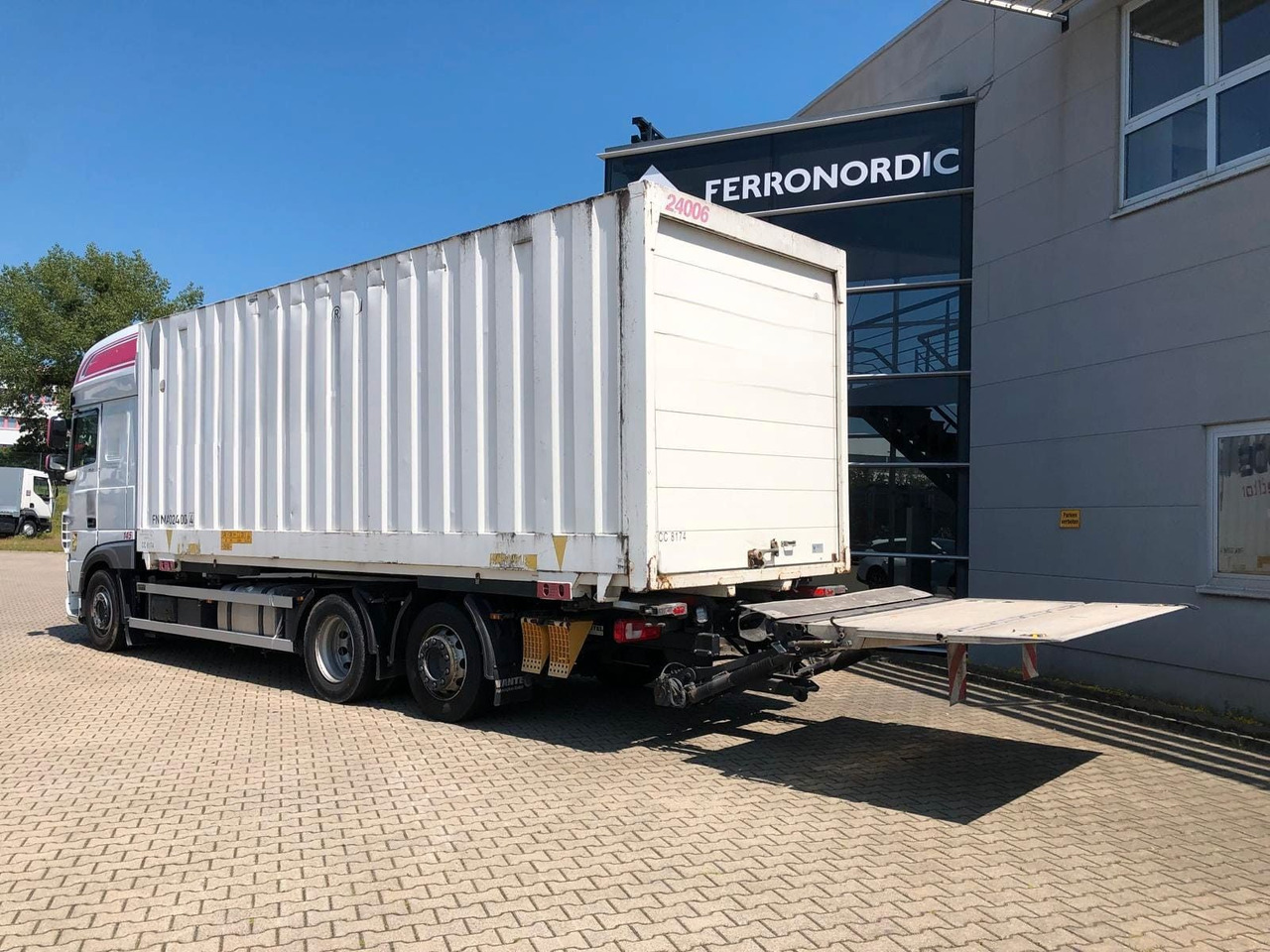 DAF XF450 SSC Lenk/Lift*LBW*AHK*Standklima - Camion porte-conteneur/ Caisse mobile: photos 4 DAF XF450 SSC Lenk/Lift*LBW*AHK*Standklima - Camion porte-conteneur/ Caisse mobile: photos 4