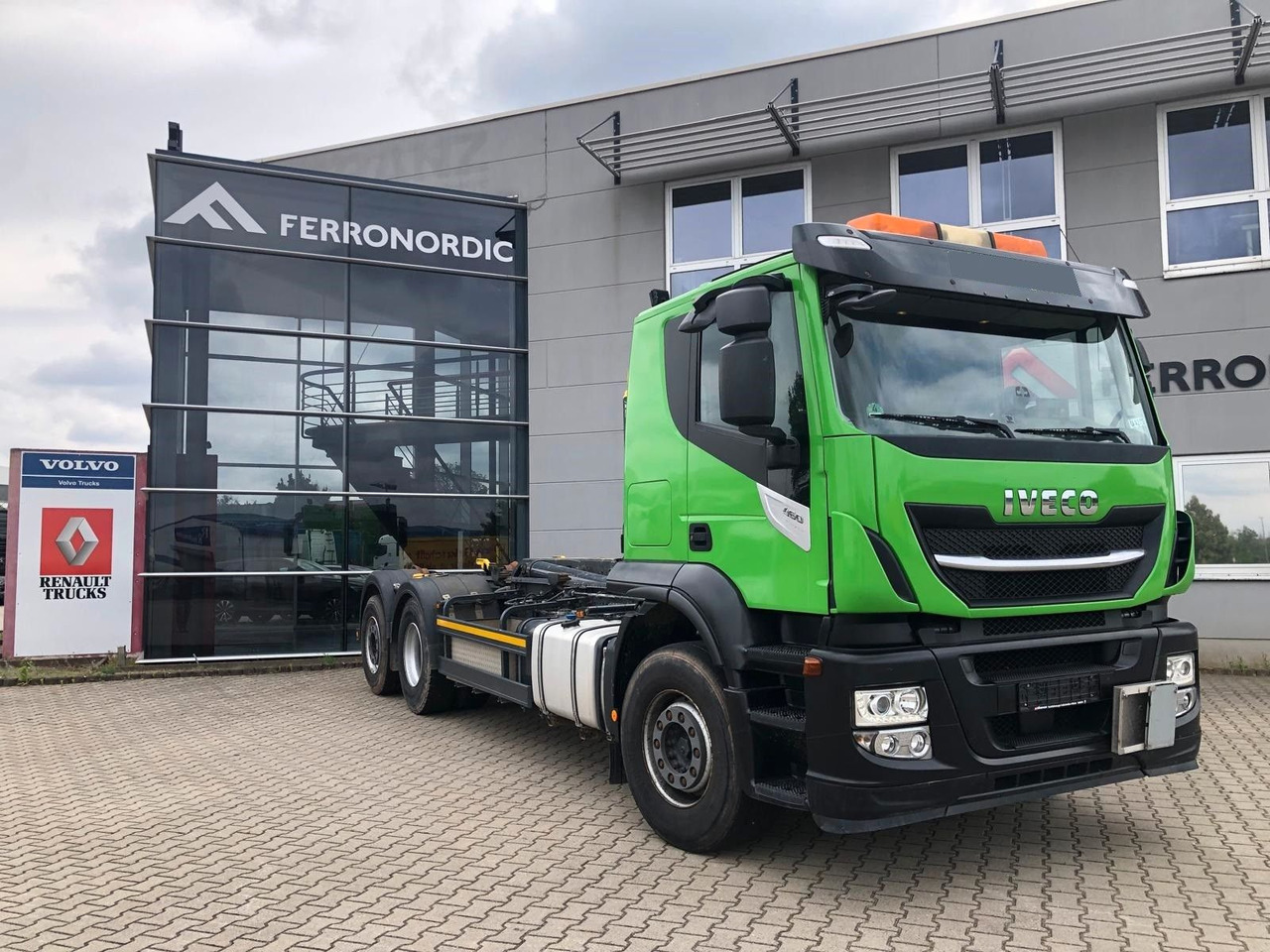 Iveco Stralis 460 AHK*Lenk/Lift-Achse*Meiller - Camion ampliroll: photos 1 Iveco Stralis 460 AHK*Lenk/Lift-Achse*Meiller - Camion ampliroll: photos 1