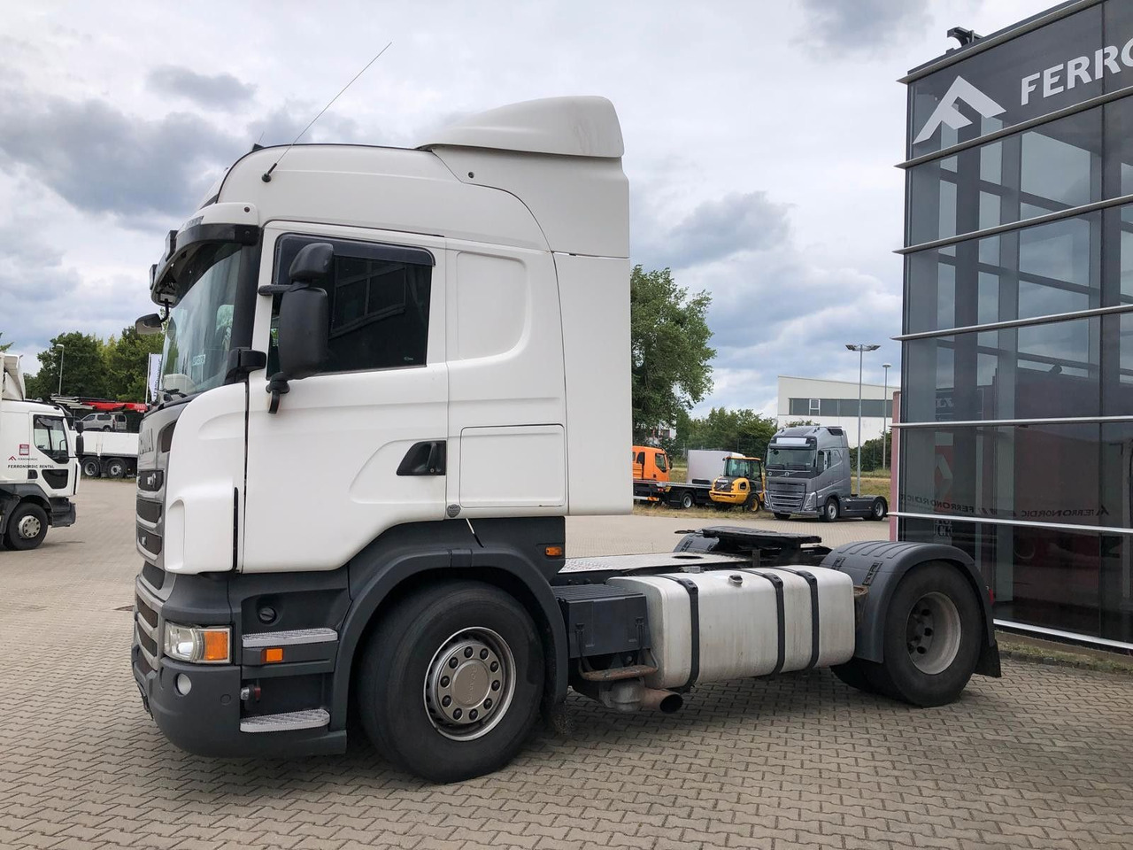 Scania R420 PTO*Automatik mit Kupplungspedale - Tracteur routier: photos 3 Scania R420 PTO*Automatik mit Kupplungspedale - Tracteur routier: photos 3
