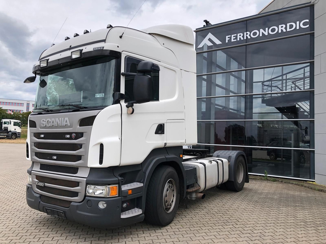 Scania R420 PTO*Automatik mit Kupplungspedale - Tracteur routier: photos 2 Scania R420 PTO*Automatik mit Kupplungspedale - Tracteur routier: photos 2