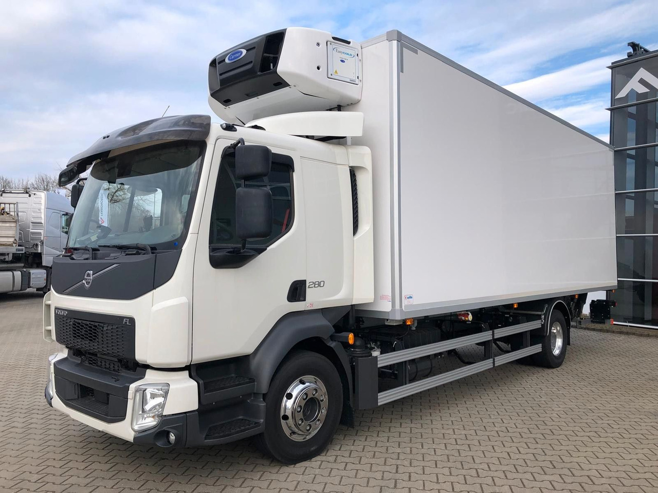Volvo FL16.280 VollLuft*LBW *Carrier Supra850*a.Miete - Camion frigorifique: photos 2 Volvo FL16.280 VollLuft*LBW *Carrier Supra850*a.Miete - Camion frigorifique: photos 2