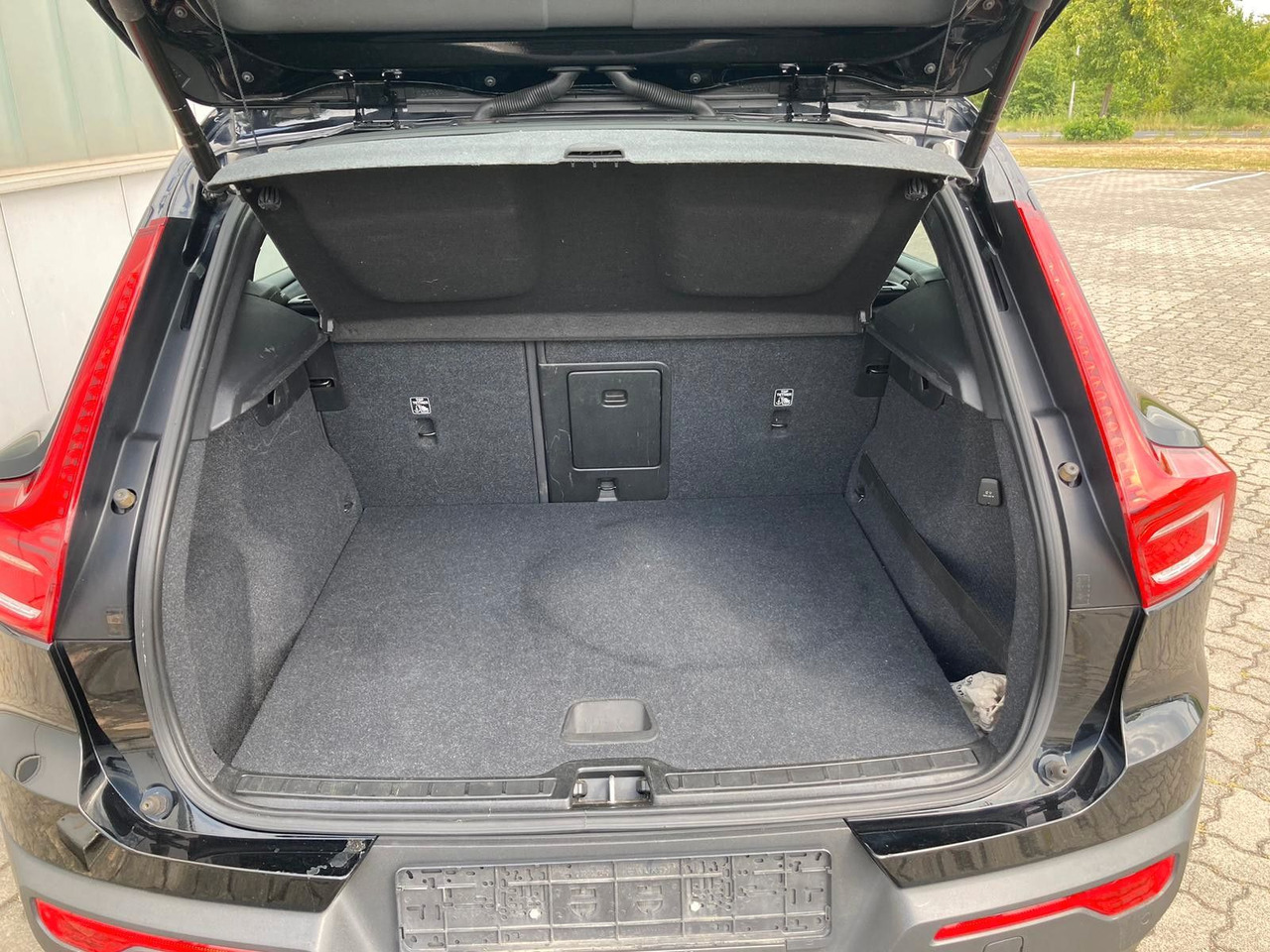 Volvo XC 40 D3 Momentum Pro AWD - SUV: photos 4 Volvo XC 40 D3 Momentum Pro AWD - SUV: photos 4