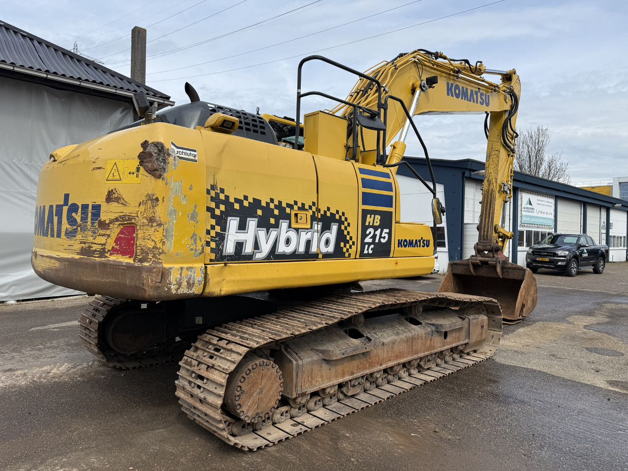 KOMATSU HB215LC2 - Pelle sur chenille: photos 5 KOMATSU HB215LC2 - Pelle sur chenille: photos 5