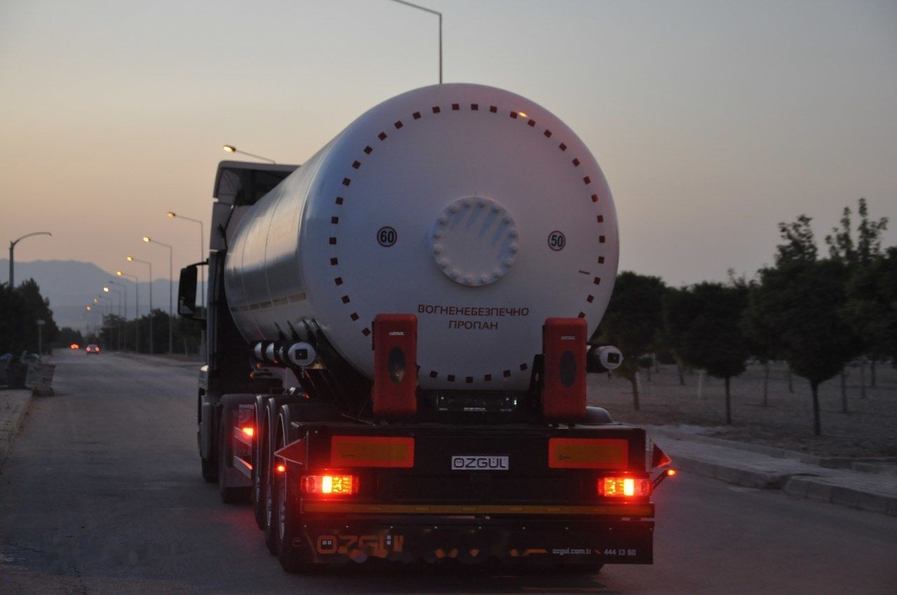 Özgül LPG TANKER SEMI TRAILER - Semi-remorque citerne: photos 2 Özgül LPG TANKER SEMI TRAILER - Semi-remorque citerne: photos 2