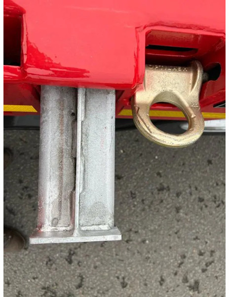 Semi-remorque surbaissé neuf Goldhofer STN-L 4 (245) A RM2 Stepstar: photos 10 Semi-remorque surbaissé neuf Goldhofer STN-L 4 (245) A RM2 Stepstar: photos 10