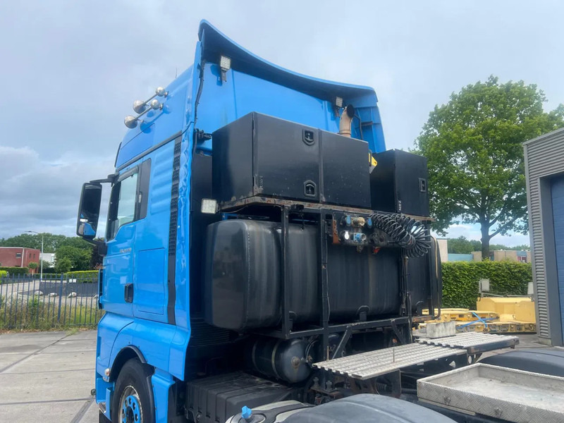 MAN TGX 41.540 8x4/4 BLS - Tracteur routier: photos 4 MAN TGX 41.540 8x4/4 BLS - Tracteur routier: photos 4