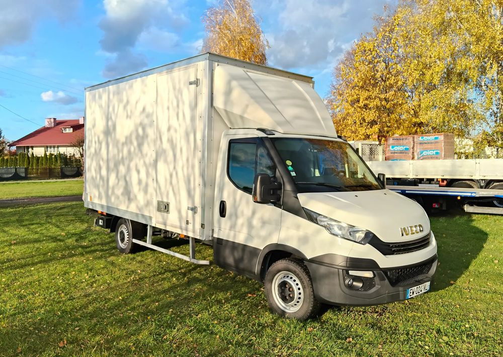 Iveco Daily 35S16 - Fourgon: photos 1 Iveco Daily 35S16 - Fourgon: photos 1