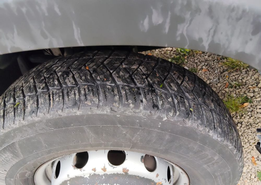 Camion fourgon Iveco Daily: photos 21 Camion fourgon Iveco Daily: photos 21