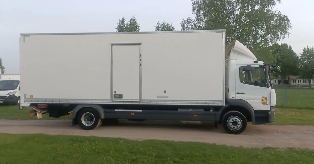 Mercedes-Benz Atego 1218 - Camion fourgon: photos 5 Mercedes-Benz Atego 1218 - Camion fourgon: photos 5