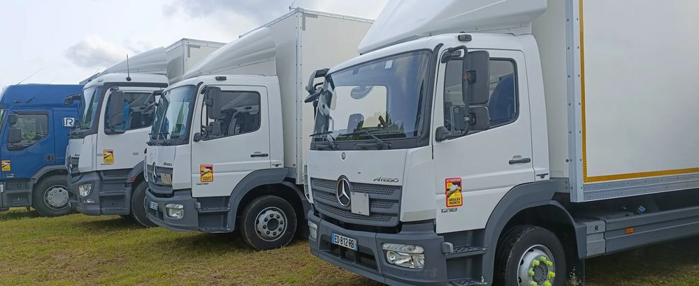 Mercedes-Benz Atego 1218 - Camion fourgon: photos 1 Mercedes-Benz Atego 1218 - Camion fourgon: photos 1