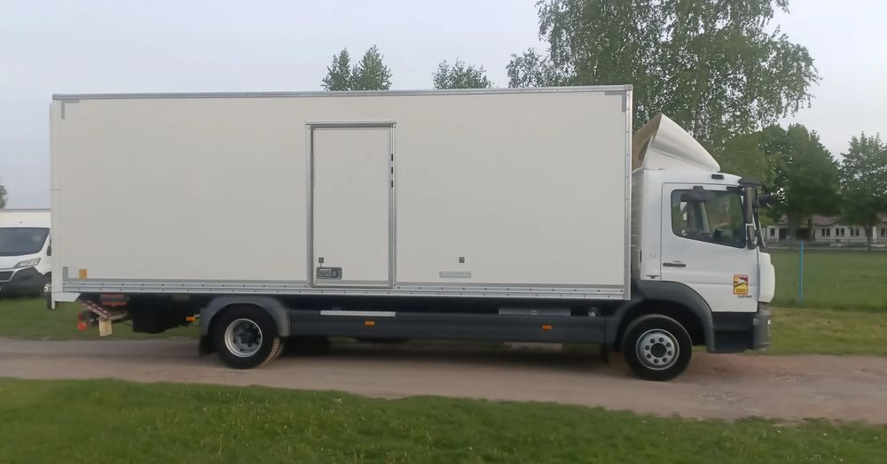 Mercedes-Benz Atego 1218 - Camion fourgon: photos 5 Mercedes-Benz Atego 1218 - Camion fourgon: photos 5
