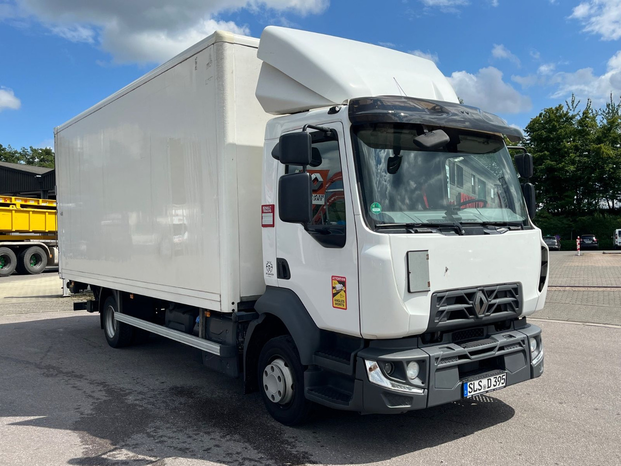 Renault D7.5 210 Kofferaufbau mit LBW - Fourgon: photos 3 Renault D7.5 210 Kofferaufbau mit LBW - Fourgon: photos 3