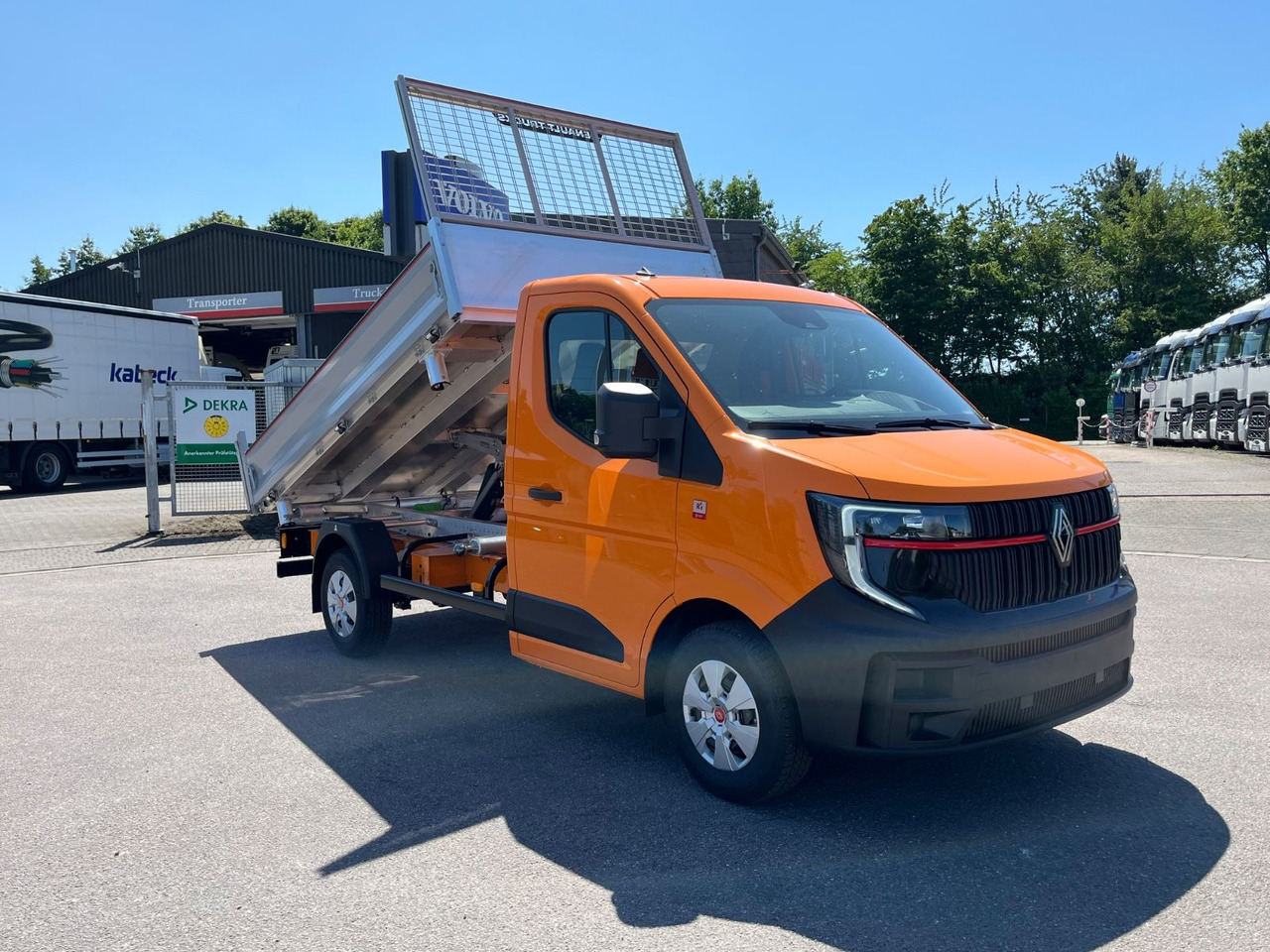 Renault Master mit JPM Dreiseitenkipper - Véhicule utilitaire benne: photos 3 Renault Master mit JPM Dreiseitenkipper - Véhicule utilitaire benne: photos 3