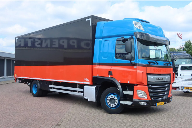 DAF CF 410 Bakwagen + DHollandia 2000kg Horsetruck Reacetruck Flowertruck - Camion fourgon: photos 2 DAF CF 410 Bakwagen + DHollandia 2000kg Horsetruck Reacetruck Flowertruck - Camion fourgon: photos 2