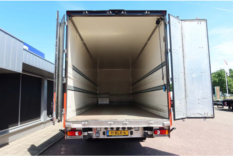 DAF CF 410 CF 410 Bak+Dhollandia 2000 kg Flower/Racing truck - Camion fourgon: photos 4 DAF CF 410 CF 410 Bak+Dhollandia 2000 kg Flower/Racing truck - Camion fourgon: photos 4