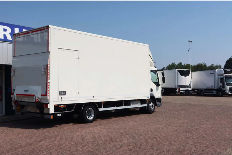 DAF LF 210 Bakwagen + Dhollandia klep 1500 kg - Camion fourgon: photos 3 DAF LF 210 Bakwagen + Dhollandia klep 1500 kg - Camion fourgon: photos 3