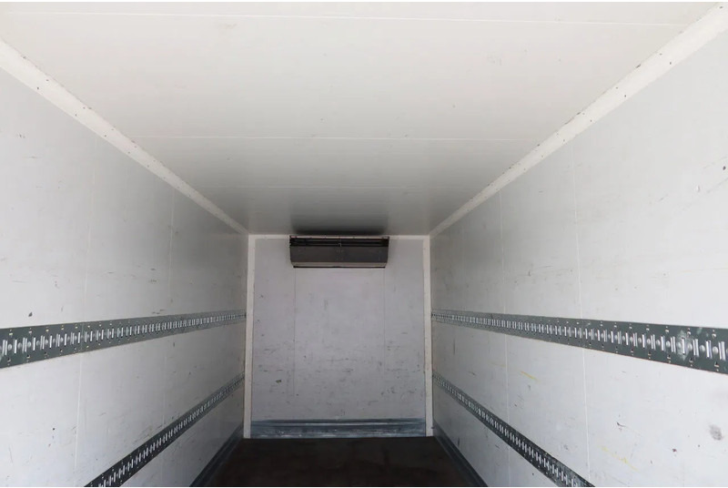 DAF LF 290 Koel/Vries+Klep 1500 kg Thermoking T 600R - Camion frigorifique: photos 4 DAF LF 290 Koel/Vries+Klep 1500 kg Thermoking T 600R - Camion frigorifique: photos 4