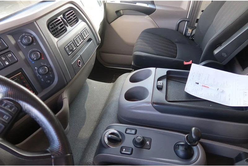 Camion frigorifique DAF LF 290 Koel/Vries+Klep 1500 kg Thermoking T 600R: photos 8 Camion frigorifique DAF LF 290 Koel/Vries+Klep 1500 kg Thermoking T 600R: photos 8