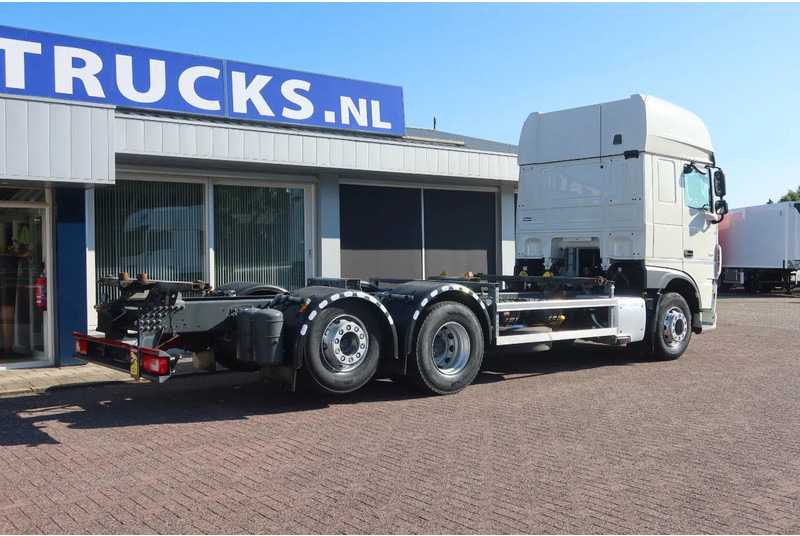 DAF XF 106.450 Wissellaadbaksysteem / Chassis - Camion porte-conteneur/ Caisse mobile: photos 3 DAF XF 106.450 Wissellaadbaksysteem / Chassis - Camion porte-conteneur/ Caisse mobile: photos 3