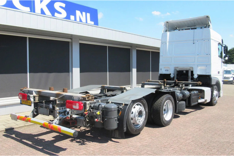 DAF XF 450 FAR BDF Systeem - Camion porte-conteneur/ Caisse mobile: photos 3 DAF XF 450 FAR BDF Systeem - Camion porte-conteneur/ Caisse mobile: photos 3