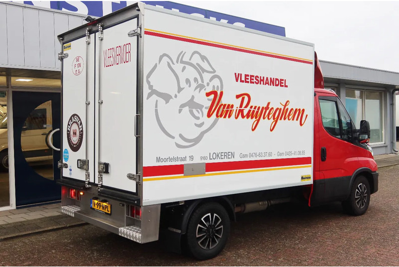 Iveco 35S 180 35 S 180 Hi-Matic - Véhicule utilitaire frigorifique: photos 3 Iveco 35S 180 35 S 180 Hi-Matic - Véhicule utilitaire frigorifique: photos 3