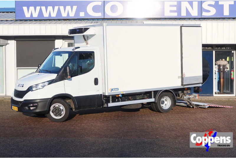 Iveco Daily 35C16 Carrier Xarios 350 Koel+Vries+verwarmen + stekker 220 volt, Dhollandia 750 kg klep - Véhicule utilitaire frigorifique: photos 1 Iveco Daily 35C16 Carrier Xarios 350 Koel+Vries+verwarmen + stekker 220 volt, Dhollandia 750 kg klep - Véhicule utilitaire frigorifique: photos 1