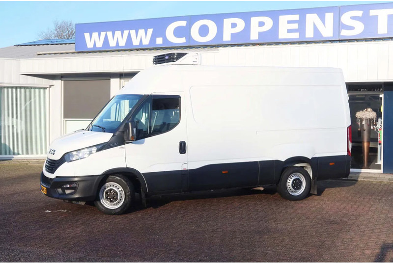 Iveco Daily 35S16 Koel/Vries L2/H2 Carrier Xarios 350 Koel/Vries/Verwarmen + nachtaansluiting 220 volt - Véhicule utilitaire frigorifique: photos 2 Iveco Daily 35S16 Koel/Vries L2/H2 Carrier Xarios 350 Koel/Vries/Verwarmen + nachtaansluiting 220 volt - Véhicule utilitaire frigorifique: photos 2