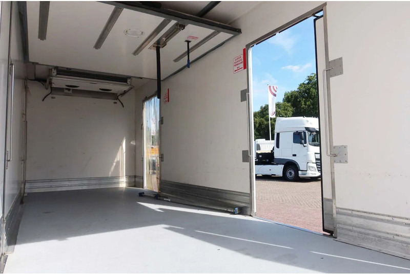 Iveco EuroCargo 120 El 210L Carrier Supra 850 MT Koel/Vries+Klep Bitemp met verplaatsbare wand - Camion frigorifique: photos 4 Iveco EuroCargo 120 El 210L Carrier Supra 850 MT Koel/Vries+Klep Bitemp met verplaatsbare wand - Camion frigorifique: photos 4