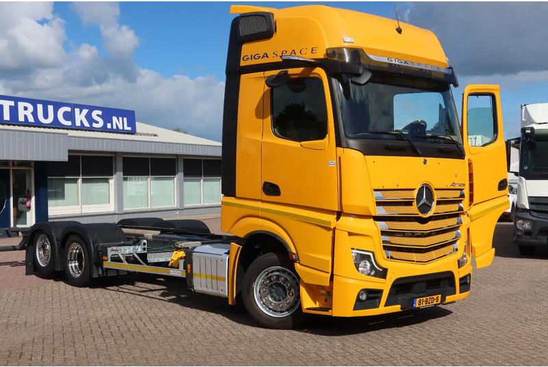 Châssis cabine Mercedes-Benz Actros 2642 LL Chassis Cabine Giga space: photos 20