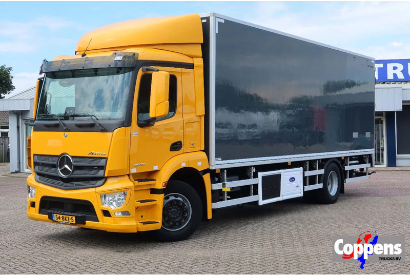 Mercedes-Benz Antos 2130L Koel/vries Bi- Temp Carrier Supra 1150 UT - Camion frigorifique: photos 1 Mercedes-Benz Antos 2130L Koel/vries Bi- Temp Carrier Supra 1150 UT - Camion frigorifique: photos 1