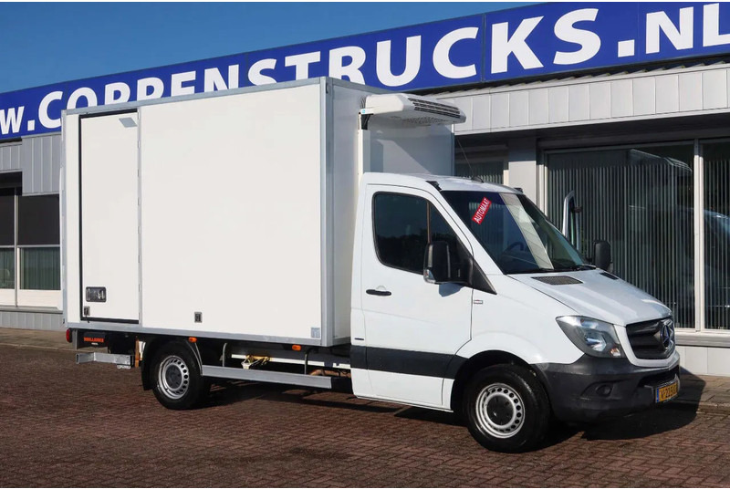 Mercedes-Benz Sprinter 316 CDI Carrier Koel/Vries Bak+Klep. Dag en nacht aansluiting - Véhicule utilitaire frigorifique: photos 2 Mercedes-Benz Sprinter 316 CDI Carrier Koel/Vries Bak+Klep. Dag en nacht aansluiting - Véhicule utilitaire frigorifique: photos 2