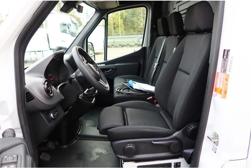 Mercedes-Benz Sprinter 317 L3 H2 Koel / Vries/ Verwarmen + 220 volt nachtaansluiting - Véhicule utilitaire frigorifique: photos 5 Mercedes-Benz Sprinter 317 L3 H2 Koel / Vries/ Verwarmen + 220 volt nachtaansluiting - Véhicule utilitaire frigorifique: photos 5
