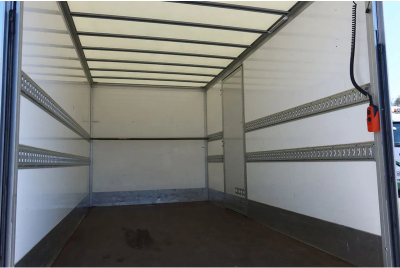 Mercedes-Benz Sprinter 515 CDI - Fourgon: photos 4 Mercedes-Benz Sprinter 515 CDI - Fourgon: photos 4