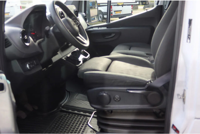 Mercedes-Benz Sprinter 519 CDI B.E. Koel Combi + Laadklep 1000kg Met Stekker 220 Volt - Véhicule utilitaire frigorifique: photos 5 Mercedes-Benz Sprinter 519 CDI B.E. Koel Combi + Laadklep 1000kg Met Stekker 220 Volt - Véhicule utilitaire frigorifique: photos 5