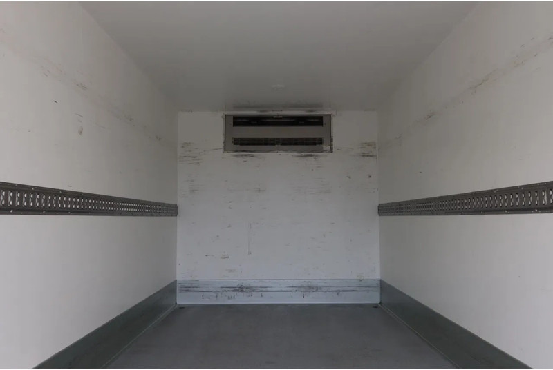 Mercedes-Benz Sprinter 519 CDI B.E. Koel Combi + Laadklep 1000kg Met Stekker 220 Volt - Véhicule utilitaire frigorifique: photos 4 Mercedes-Benz Sprinter 519 CDI B.E. Koel Combi + Laadklep 1000kg Met Stekker 220 Volt - Véhicule utilitaire frigorifique: photos 4