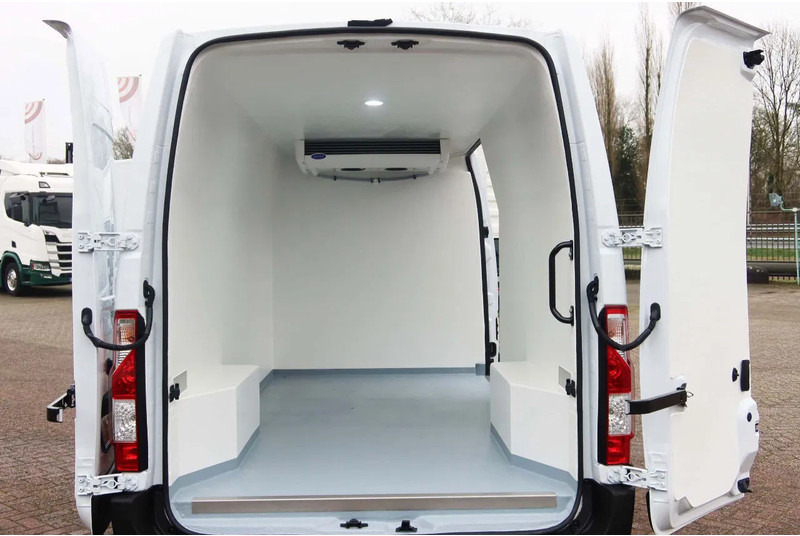 Renault Master Koel/Vries/verwarmen 220 volt stekker Carrier Xarios 350 135 PK - Véhicule utilitaire frigorifique: photos 4 Renault Master Koel/Vries/verwarmen 220 volt stekker Carrier Xarios 350 135 PK - Véhicule utilitaire frigorifique: photos 4