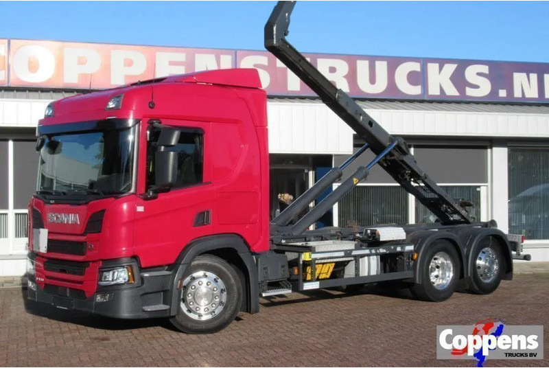 Scania P450 6x2 Euro 6 - Camion ampliroll: photos 1 Scania P450 6x2 Euro 6 - Camion ampliroll: photos 1