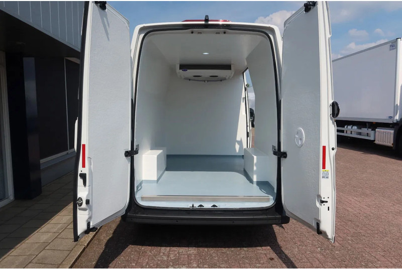Volkswagen Crafter 177 PK ,Koel/Vries/Verwarmen , Carrier Xarios 350 met nachtaansluiting BPM vrij - Véhicule utilitaire frigorifique: photos 3 Volkswagen Crafter 177 PK ,Koel/Vries/Verwarmen , Carrier Xarios 350 met nachtaansluiting BPM vrij - Véhicule utilitaire frigorifique: photos 3