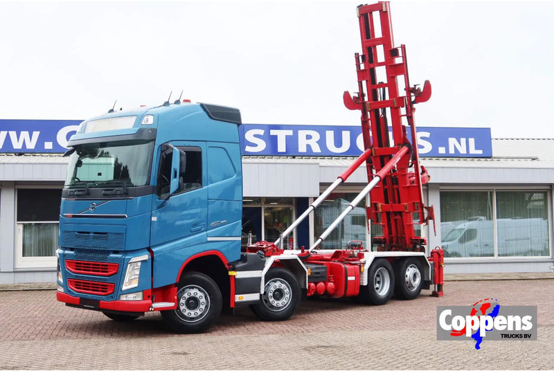 Volvo FH 460 Hooklift 8x2 Haakarm. 3x Steering axle - Camion - système de câble: photos 1 Volvo FH 460 Hooklift 8x2 Haakarm. 3x Steering axle - Camion - système de câble: photos 1