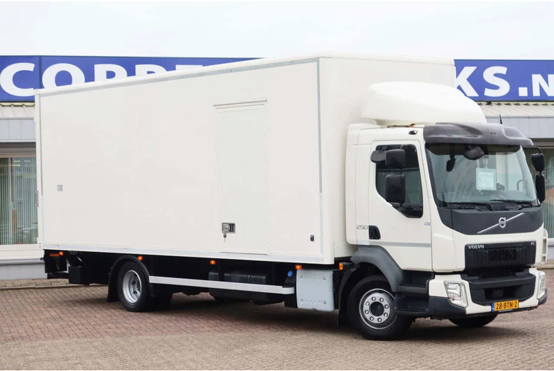 Volvo FL 250 Bak + Klep E6 - Camion fourgon: photos 2 Volvo FL 250 Bak + Klep E6 - Camion fourgon: photos 2
