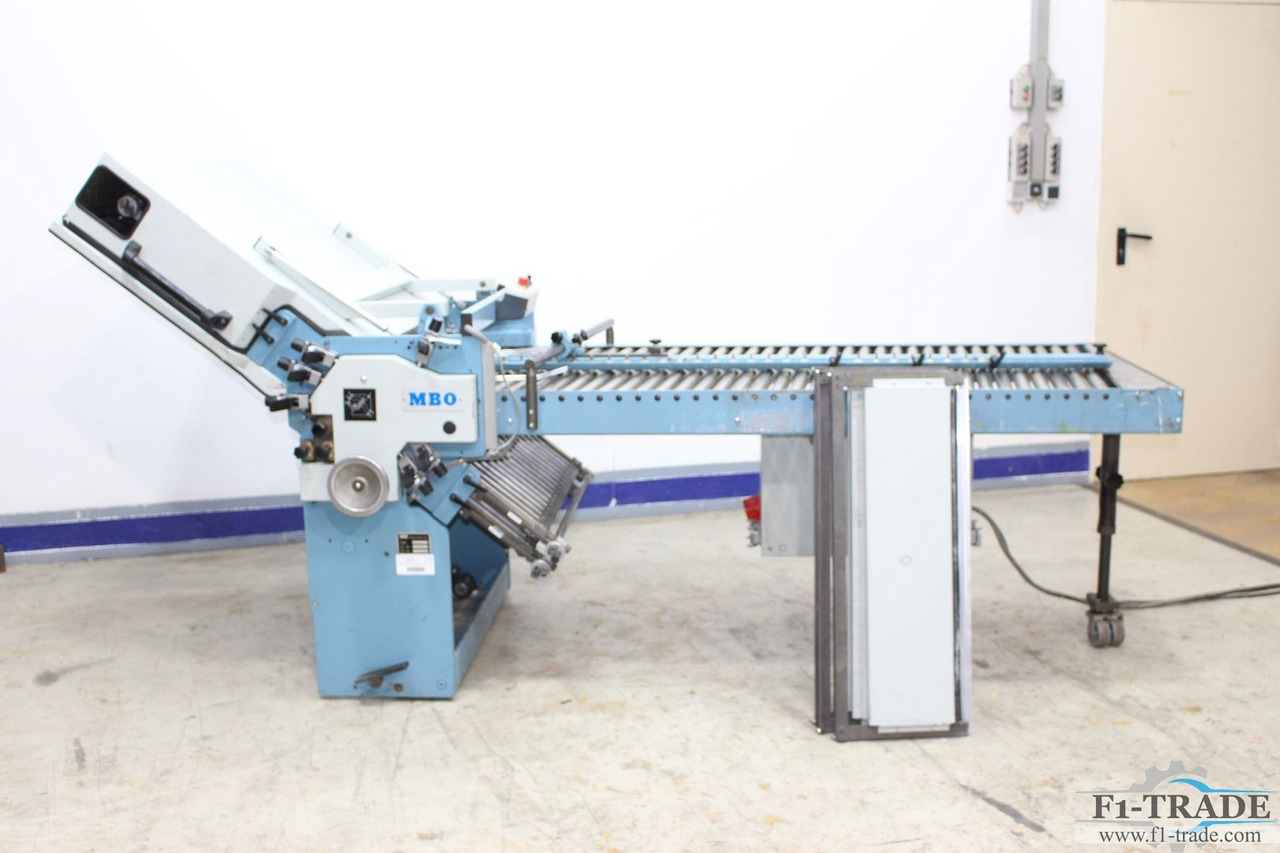 MBO T79-2-81/4 - Plieuse de bureau: photos 3 MBO T79-2-81/4 - Plieuse de bureau: photos 3