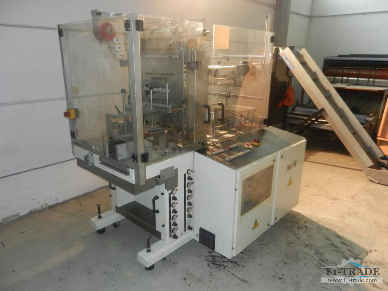 Pester PEWO-fold - Machine d'emballage et de conditionnement: photos 3 Pester PEWO-fold - Machine d'emballage et de conditionnement: photos 3
