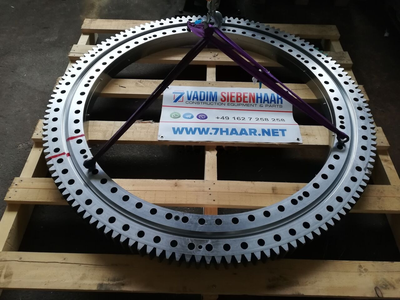 Demag AC 535, AC180, AC200 64258040 for Demag AC 535, AC180, AC200 mobile crane - Couronne d'orientation pour Grue mobile: photos 1 Demag AC 535, AC180, AC200 64258040 for Demag AC 535, AC180, AC200 mobile crane - Couronne d'orientation pour Grue mobile: photos 1