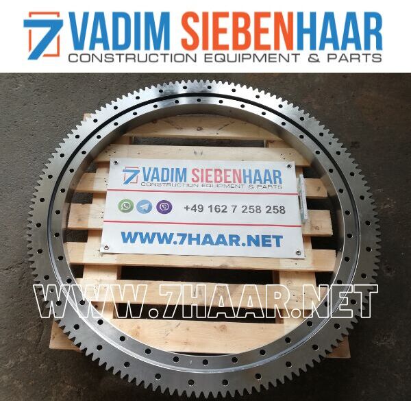 Liebherr Slewring Drehkranz OPU 983078601 for Liebherr 63K tower crane - Couronne d'orientation: photos 1 Liebherr Slewring Drehkranz OPU 983078601 for Liebherr 63K tower crane - Couronne d'orientation: photos 1
