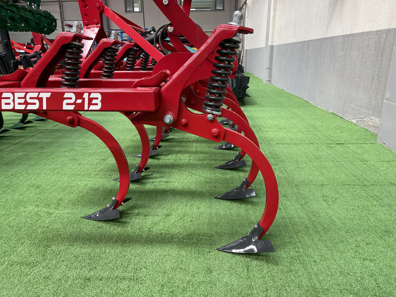 SOIL MASTER _BEST SERIES SPRING LOADED CULTIVATOR - Bineuse: photos 5 SOIL MASTER _BEST SERIES SPRING LOADED CULTIVATOR - Bineuse: photos 5