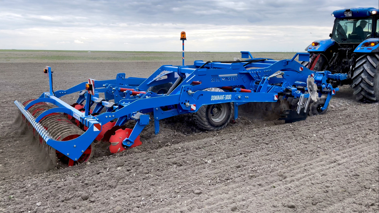 SOIL MASTER _DOMINANT SERIES TRAILED TYPE COMBINE TILLAGE MACHINE - Cover crop: photos 2 SOIL MASTER _DOMINANT SERIES TRAILED TYPE COMBINE TILLAGE MACHINE - Cover crop: photos 2